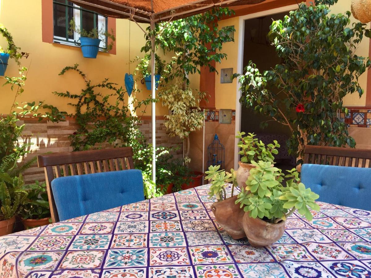 Cool Garden And Suite Mairena del Aljarafe Exterior photo