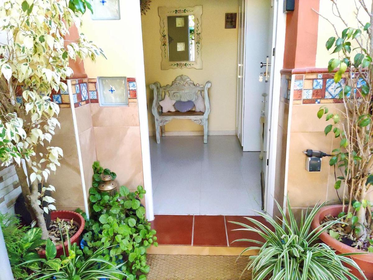 Cool Garden And Suite Mairena del Aljarafe Exterior photo