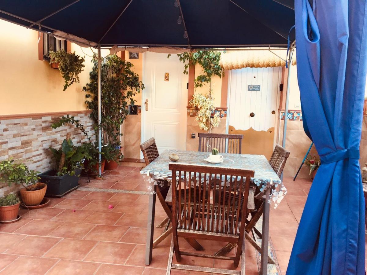 Cool Garden And Suite Mairena del Aljarafe Exterior photo
